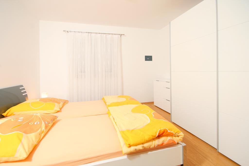 Apartmani Mane Trogir Extérieur photo