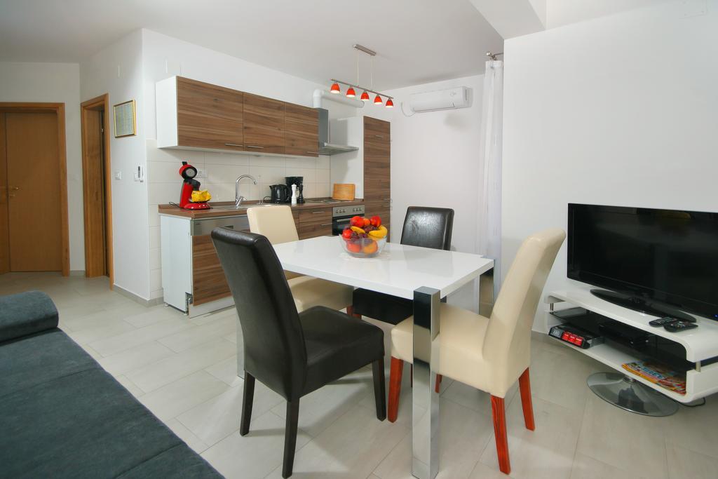 Apartmani Mane Trogir Extérieur photo